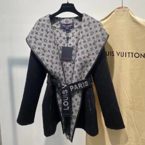 Louis Vuitton Wool Hooded Coat Women