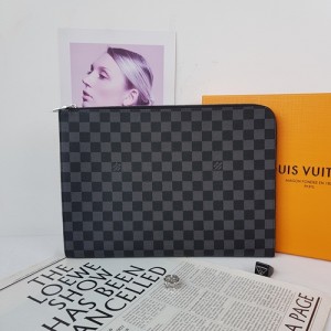 Louis Vuitton Posthetjure Handbag